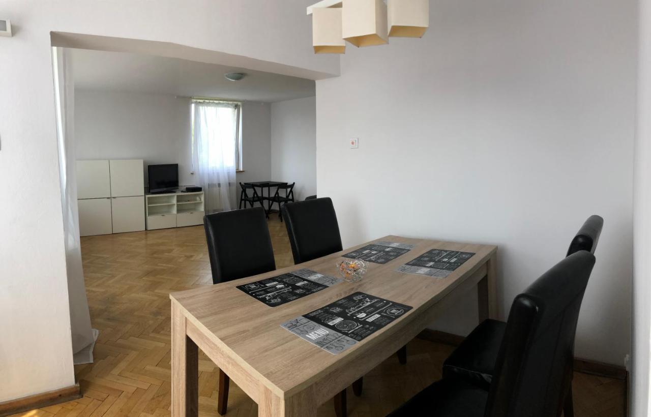 Apartment Swietojerska Warsaw