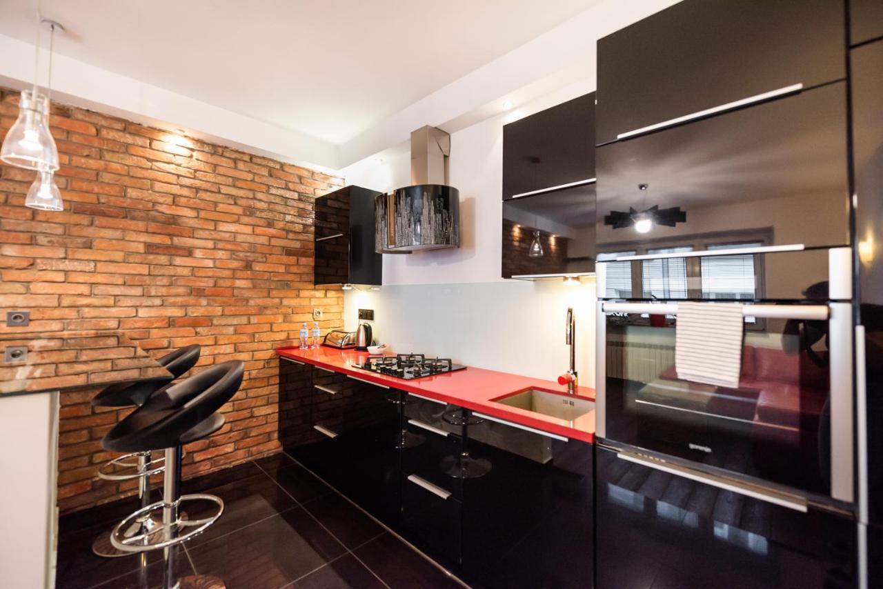 Apartment Nowolipki Red Warsaw