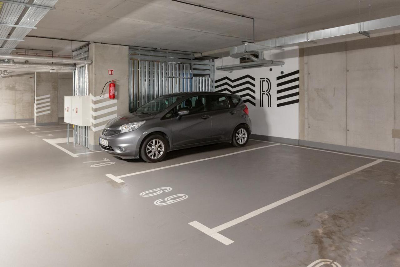 Apartamento Bemowo Coopera Parking & Taras By Renters Prestige Varsóvia