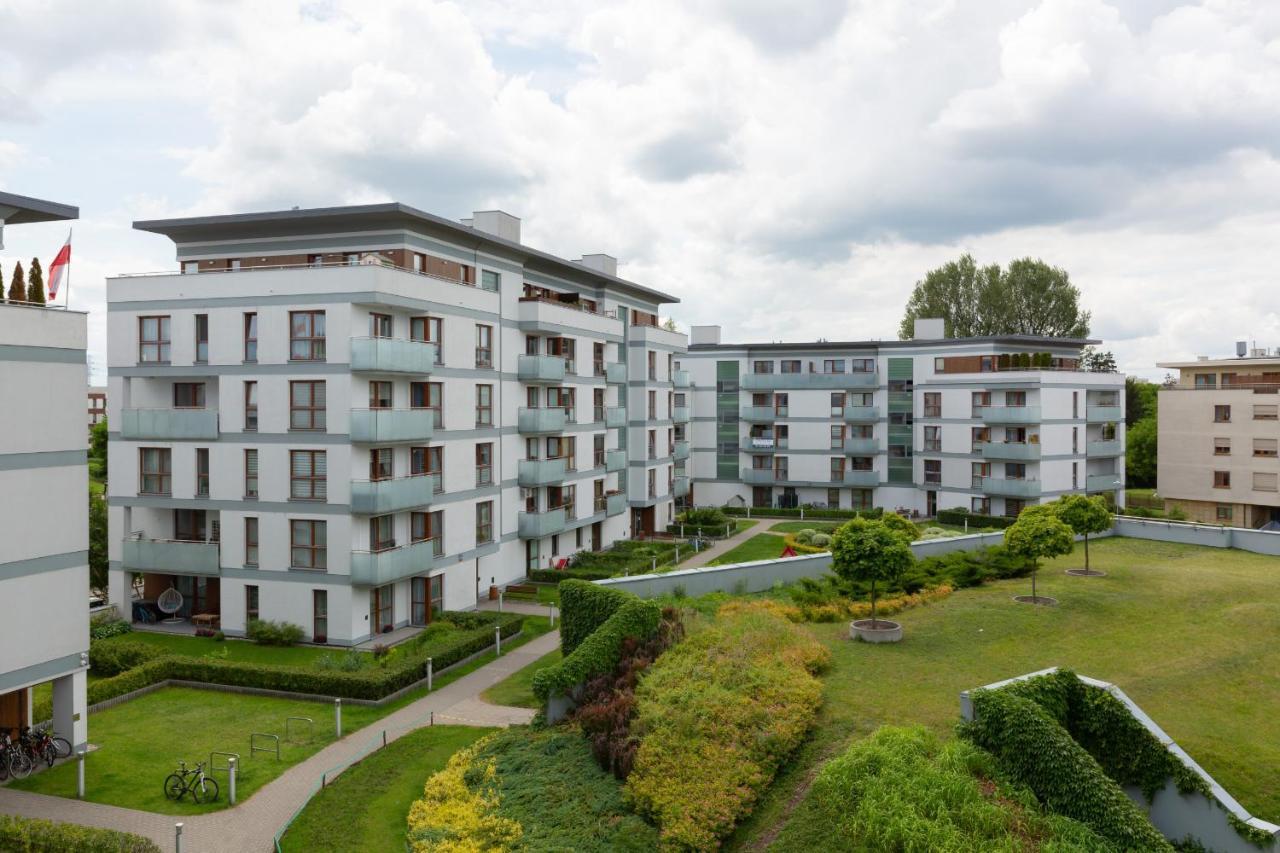 Mokotow Two-bedroom By Renters * Warsaw