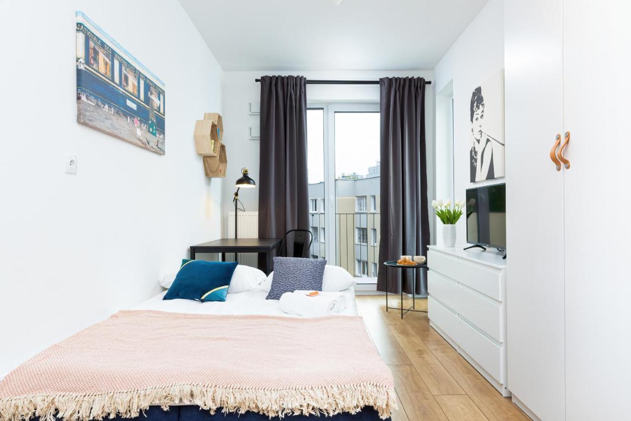 Vincent's Cozy By Renters Apartament *