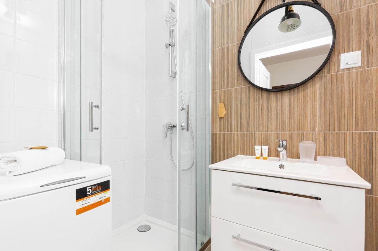 Vincent's Cozy By Renters Apartament