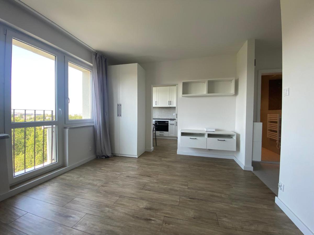Brand New Floor At Mokotow