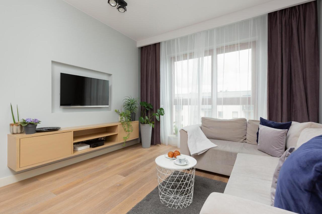 Mokotow Two-bedroom By Renters Apartment Warsaw