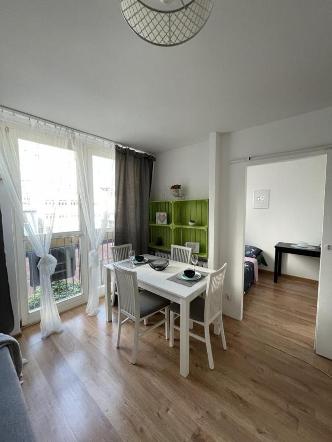 Apartment In The Very Center Of *