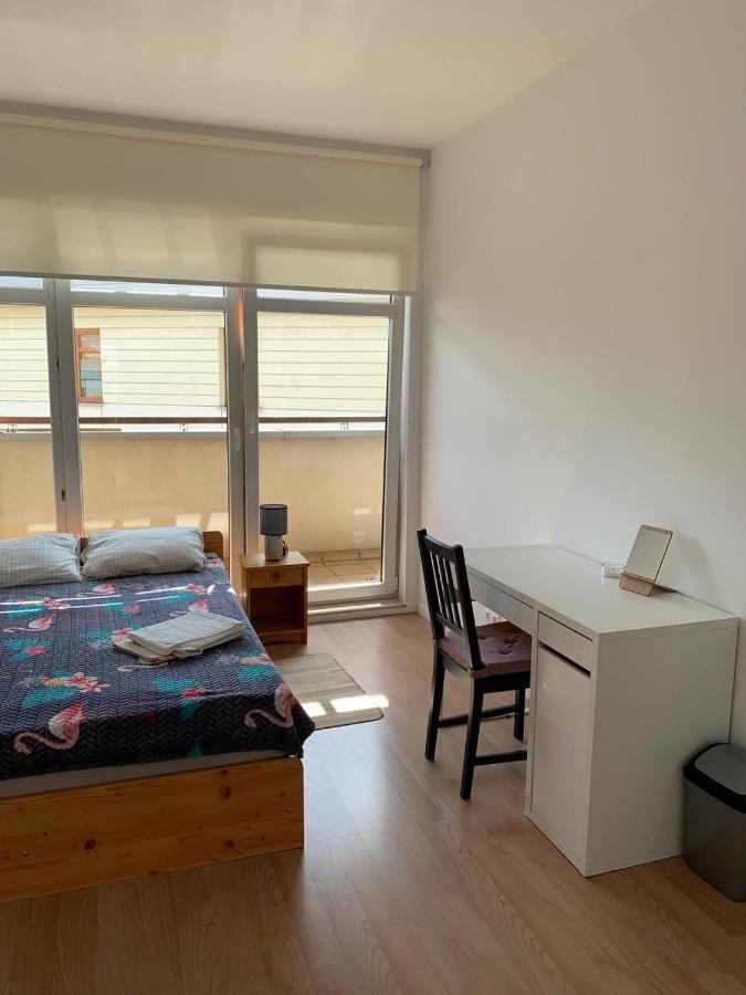 Comfortable In The Apartament On Aleja Wilanowska 5