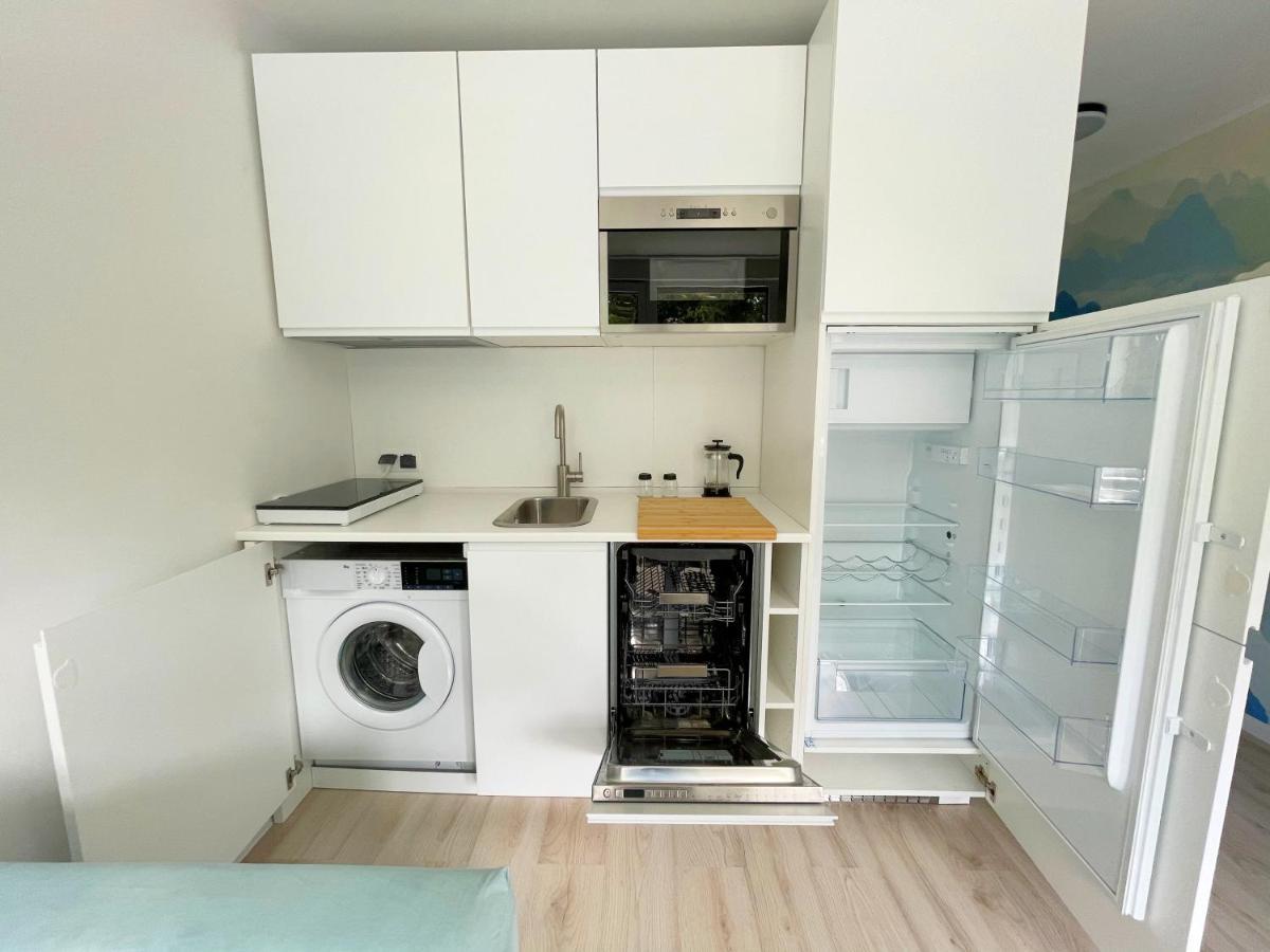 Batorego 18 - Blue - 450m Stacja Metra Pola Mokotowskie, 800m Biblioteka Narodowa, 20m Piekny Park Pola Mokotowskie, 800m Do Sgh - Wifi - Smart Tv - Good *