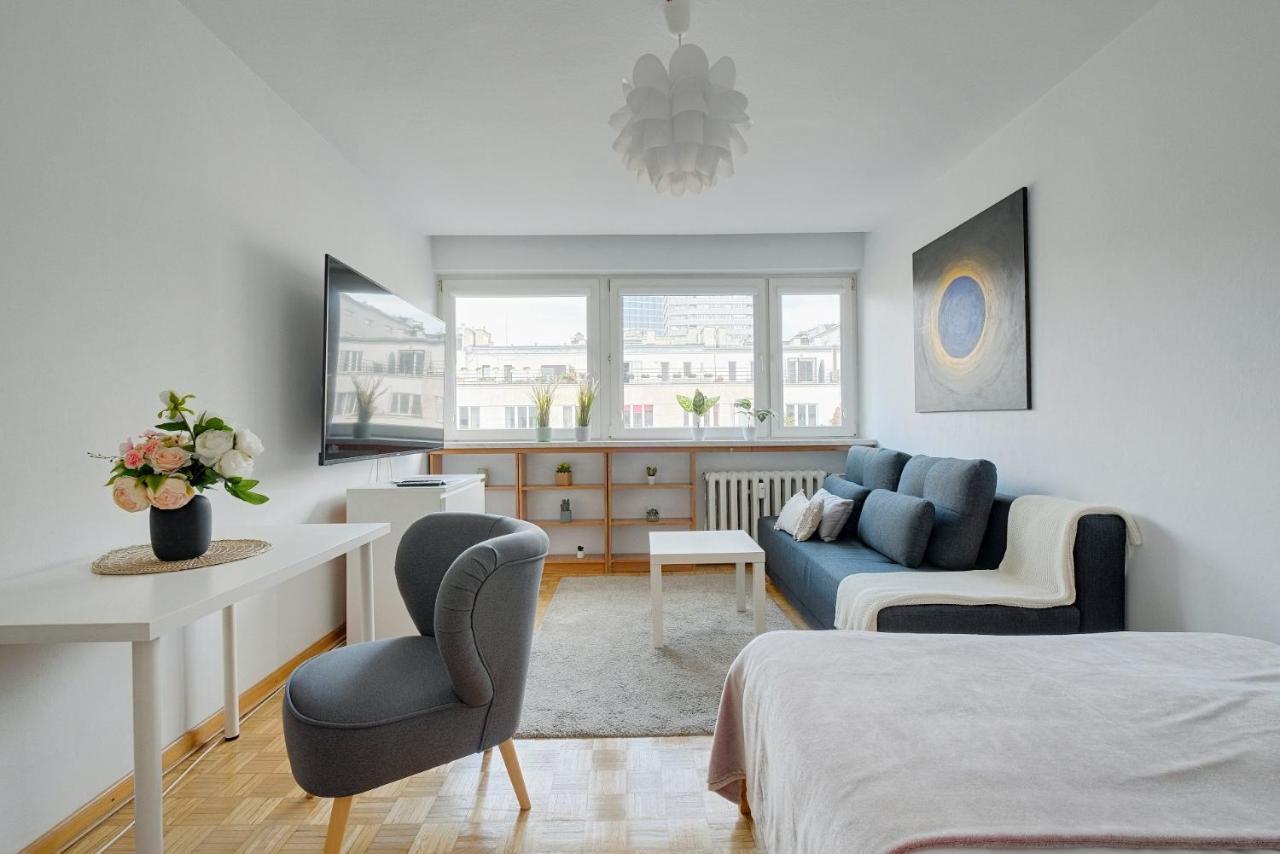 2 Bedroom Apt In Heart Of Zgoda 9 Tv70 Warsaw