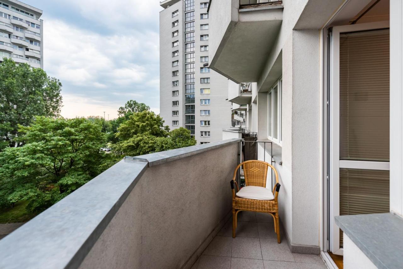 Solec Powisle Apartment