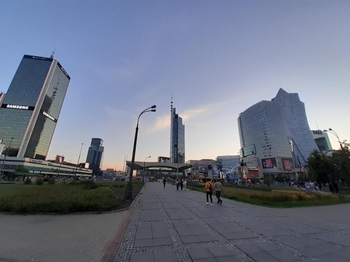 Apartament Centrum Złote Tarasy Metro Rondo Onz Balkon Warszawa