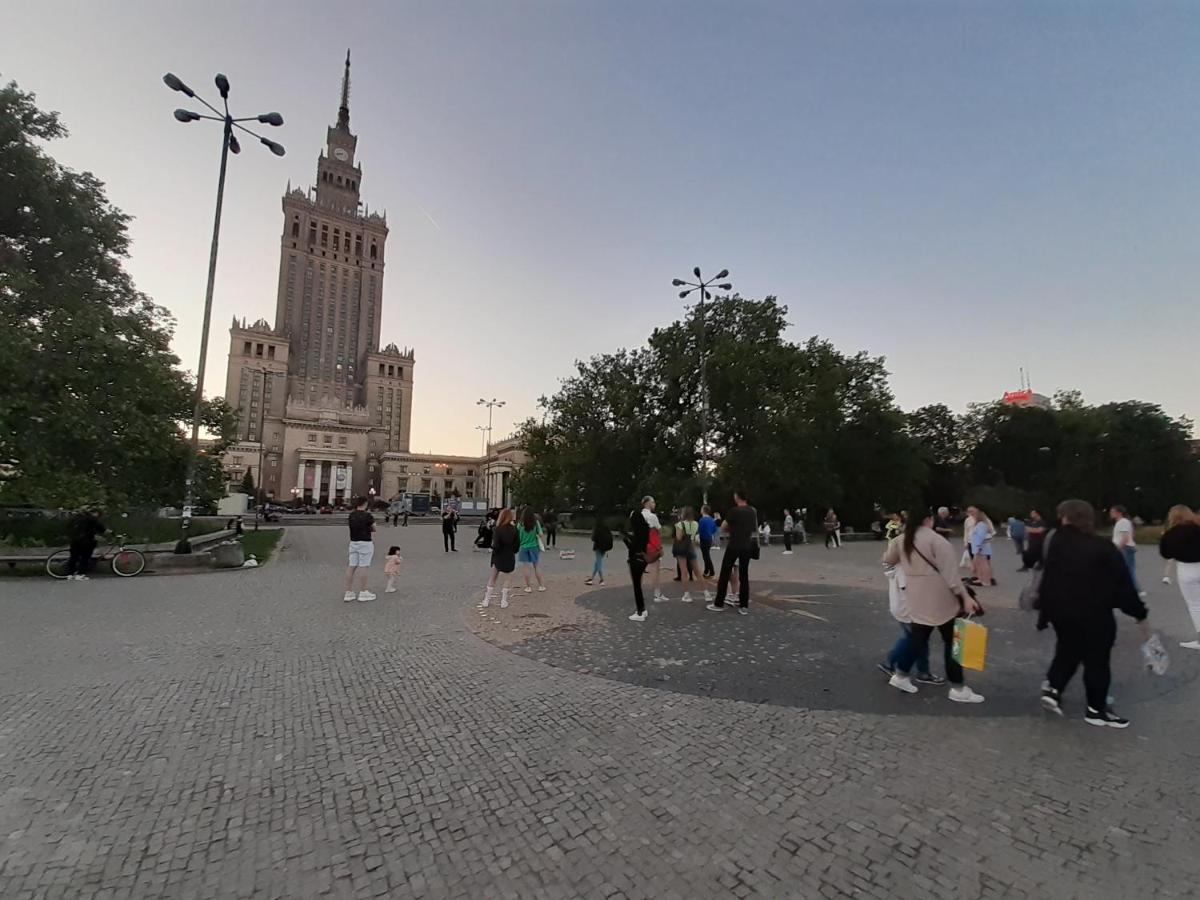 Centrum Złote Tarasy Metro Rondo Onz Balkon Warszawa