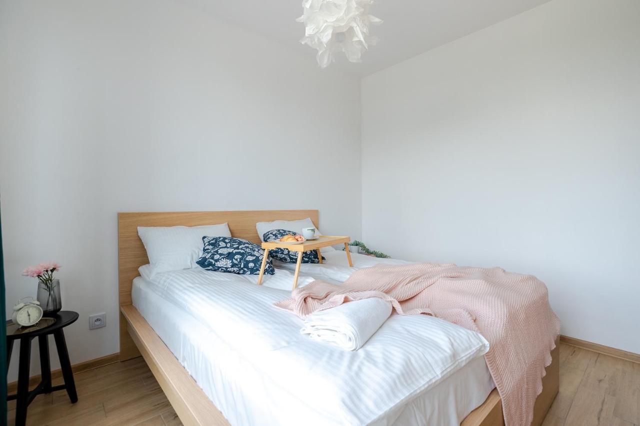 Shortstaypoland Pileckiego Warsaw