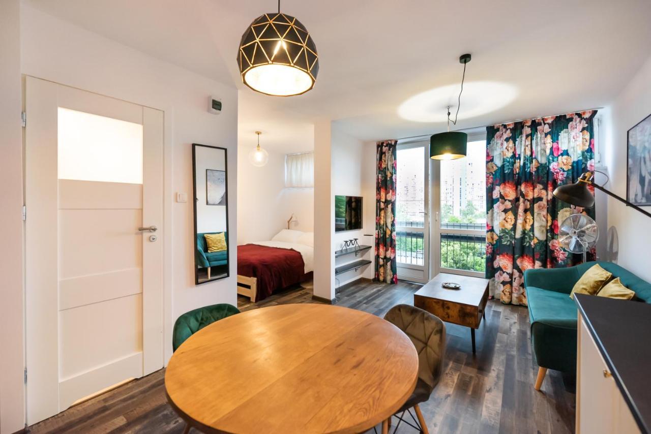 Ogrod Saski Colored Apartment *