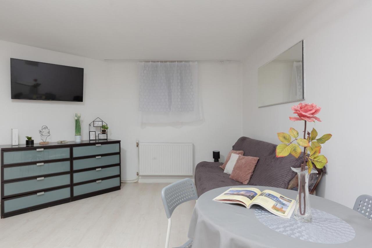 Apartament Underground Studio Ochota By Renters *