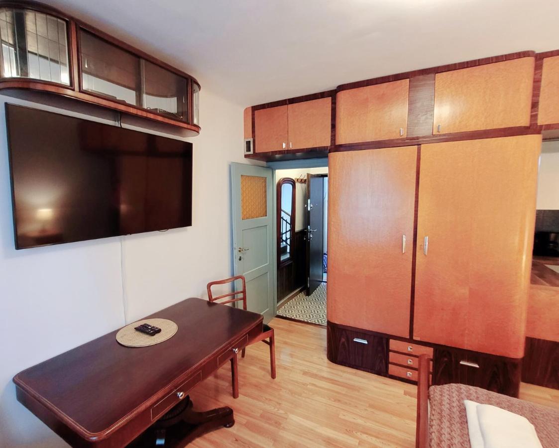 Apartment Balladyny7 Art Deco Swiatlowod