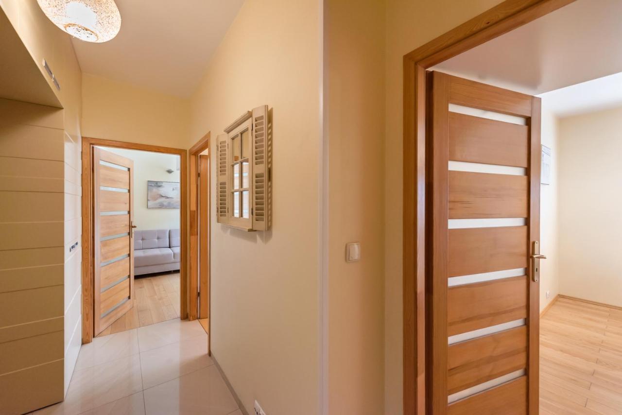 Apartment District 2br Airconditioned P *