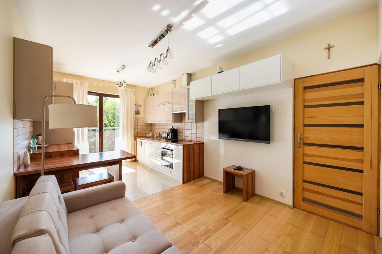 Apartment District 2br Airconditioned P *