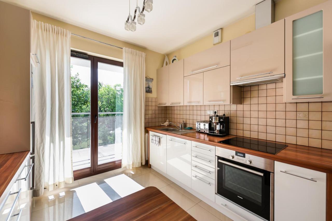 District 2br Airconditioned P Warsaw