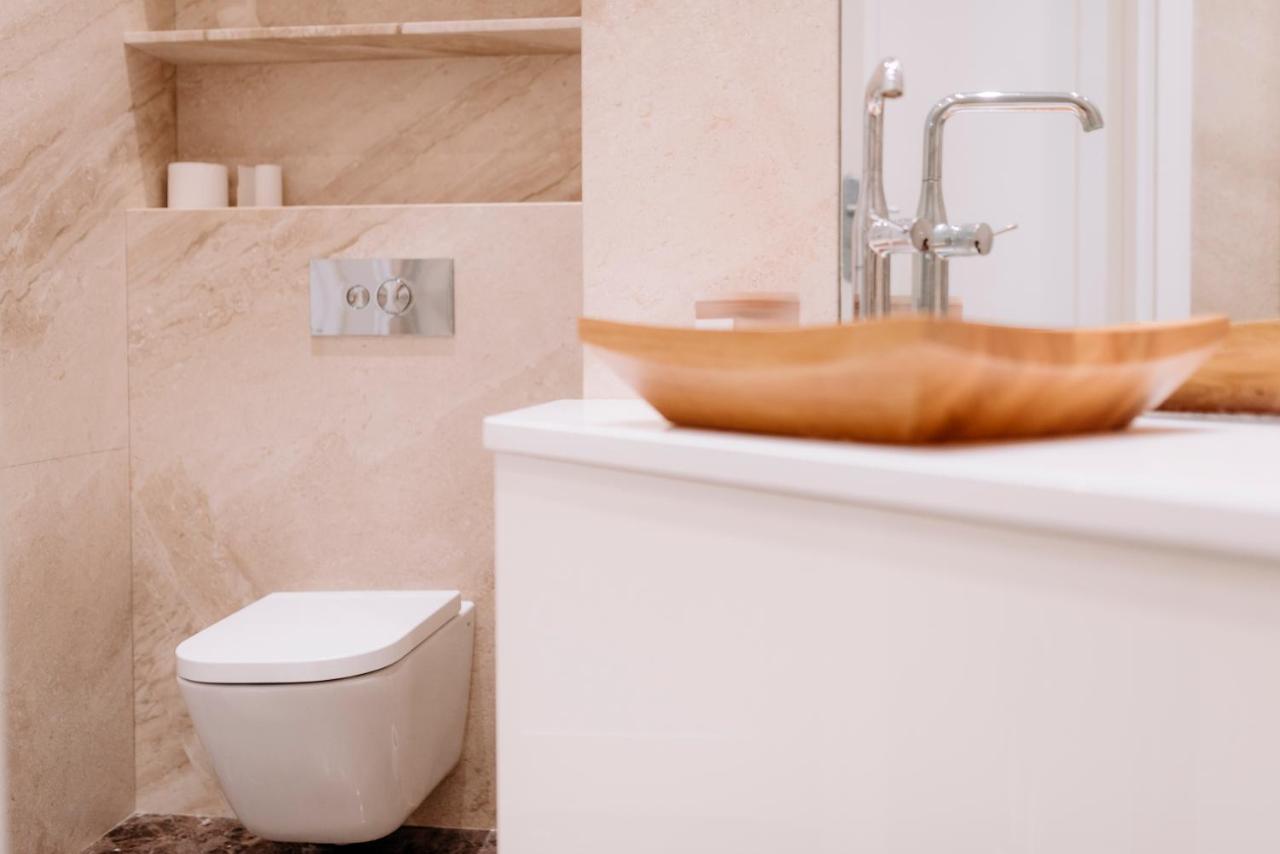 Căn hộ Apartel Lux Plac Unii 72m2 Warsaw