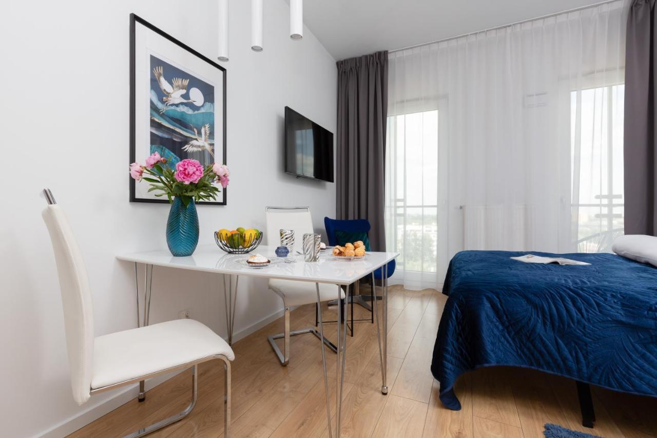 Kasprzaka By Renters * Warsaw