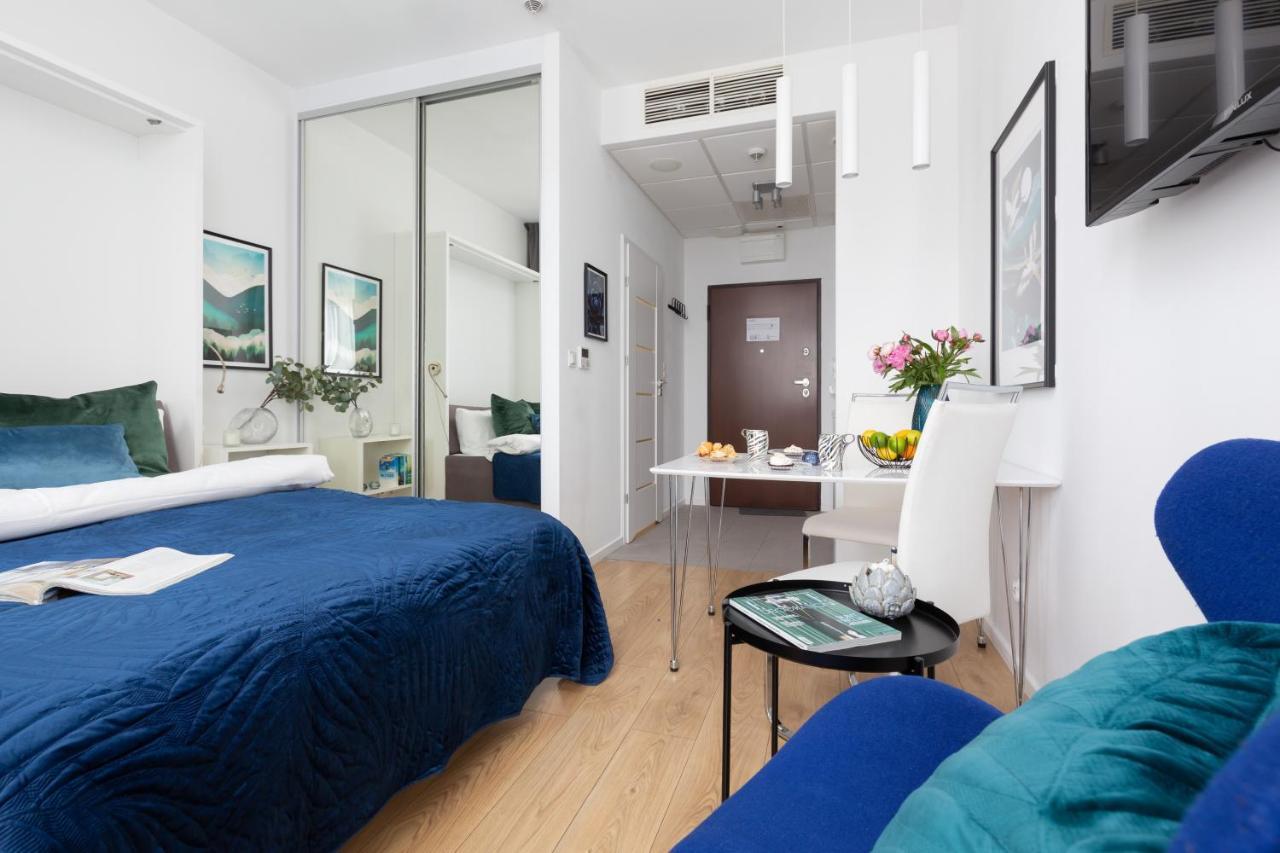 Apartamento Kasprzaka By Renters Varsóvia