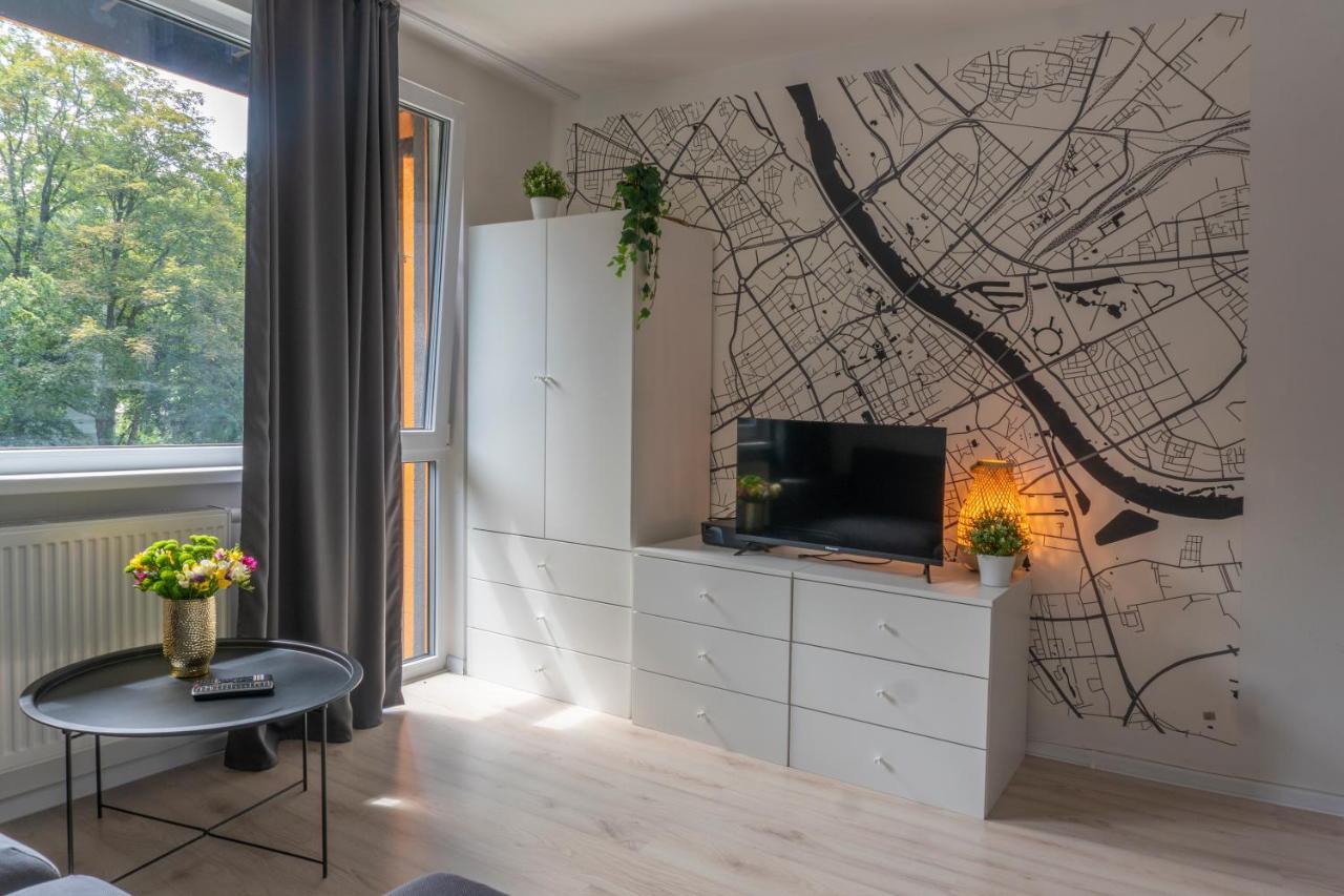Batorego 18 - White - 450m Stacja Metra Pola Mokotowskie, 800m Biblioteka Narodowa, 20m Piekny Park Pola Mokotowskie, 800m Do Sgh - Wifi - Smart Tv - Good *