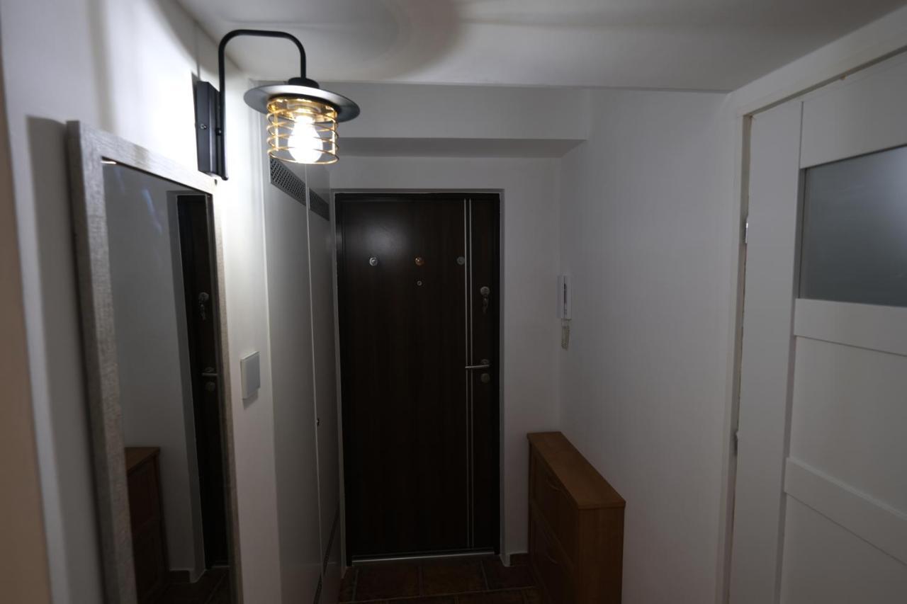 Hey Apartment
