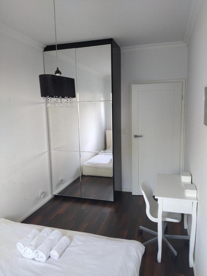 House4you Apartament Sakura Airport Chopin Warschau