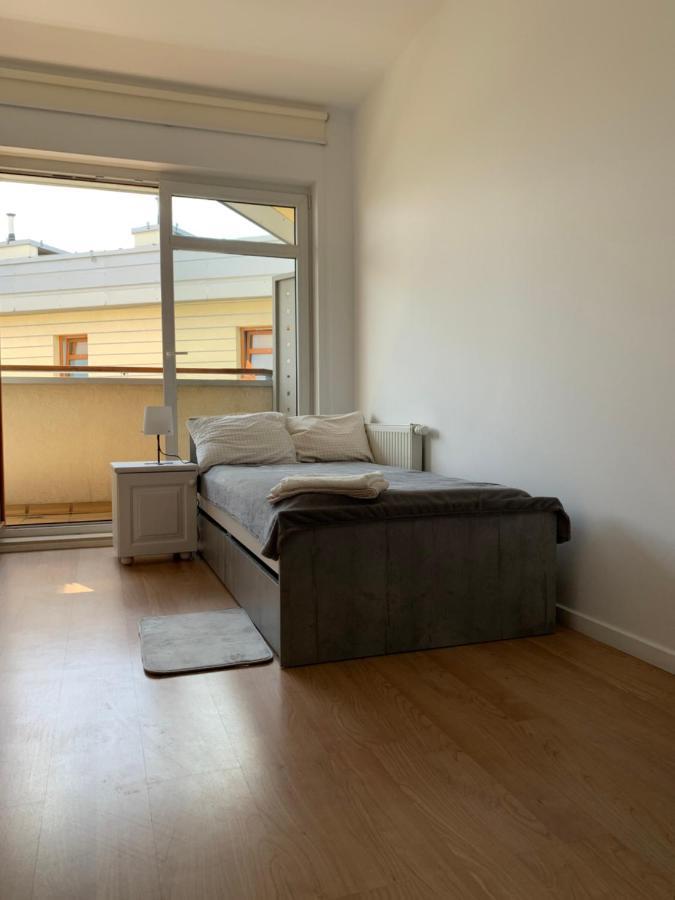 Comfortable In The Apartament On Aleja Wilanowska 5