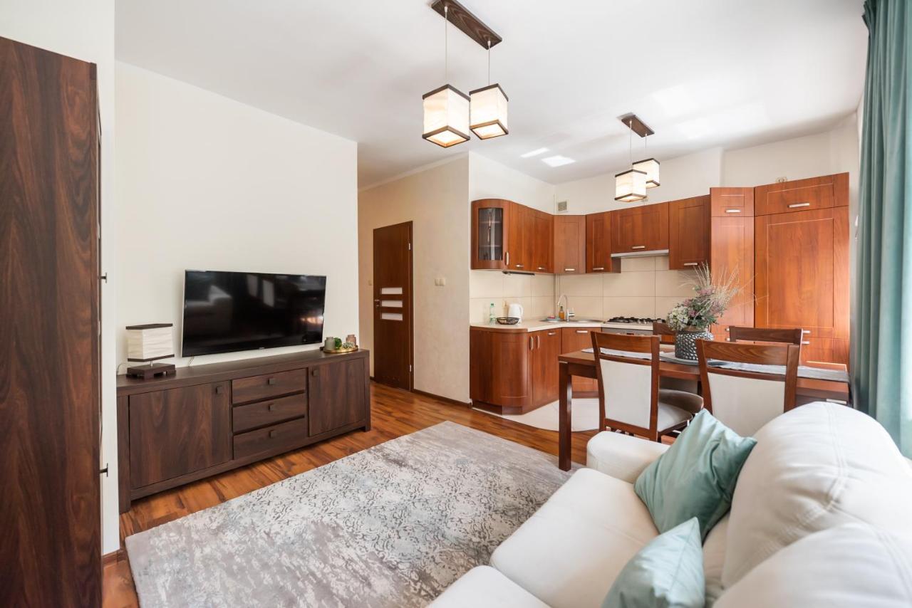 Ogrodowa Warm Wood Apartment *