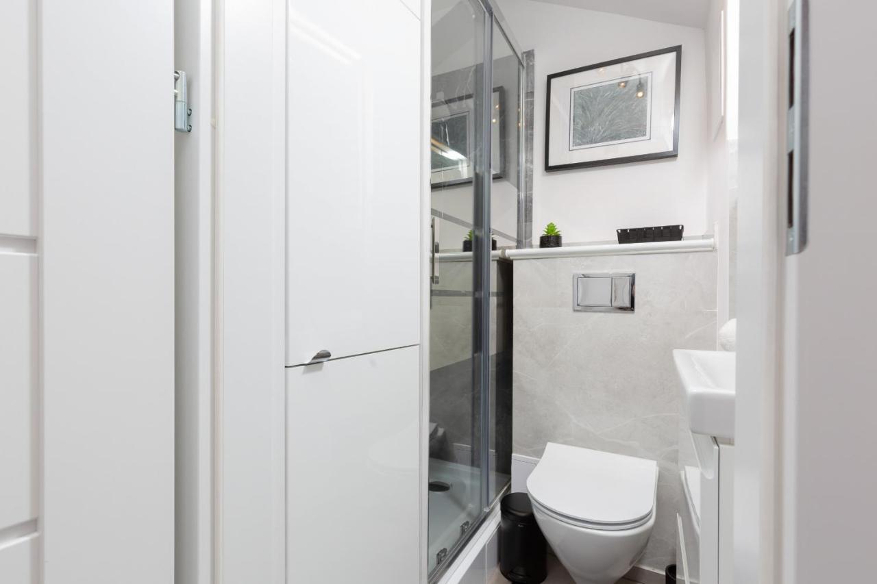 Metro Wierzbno Cozy Mokotow By Renters