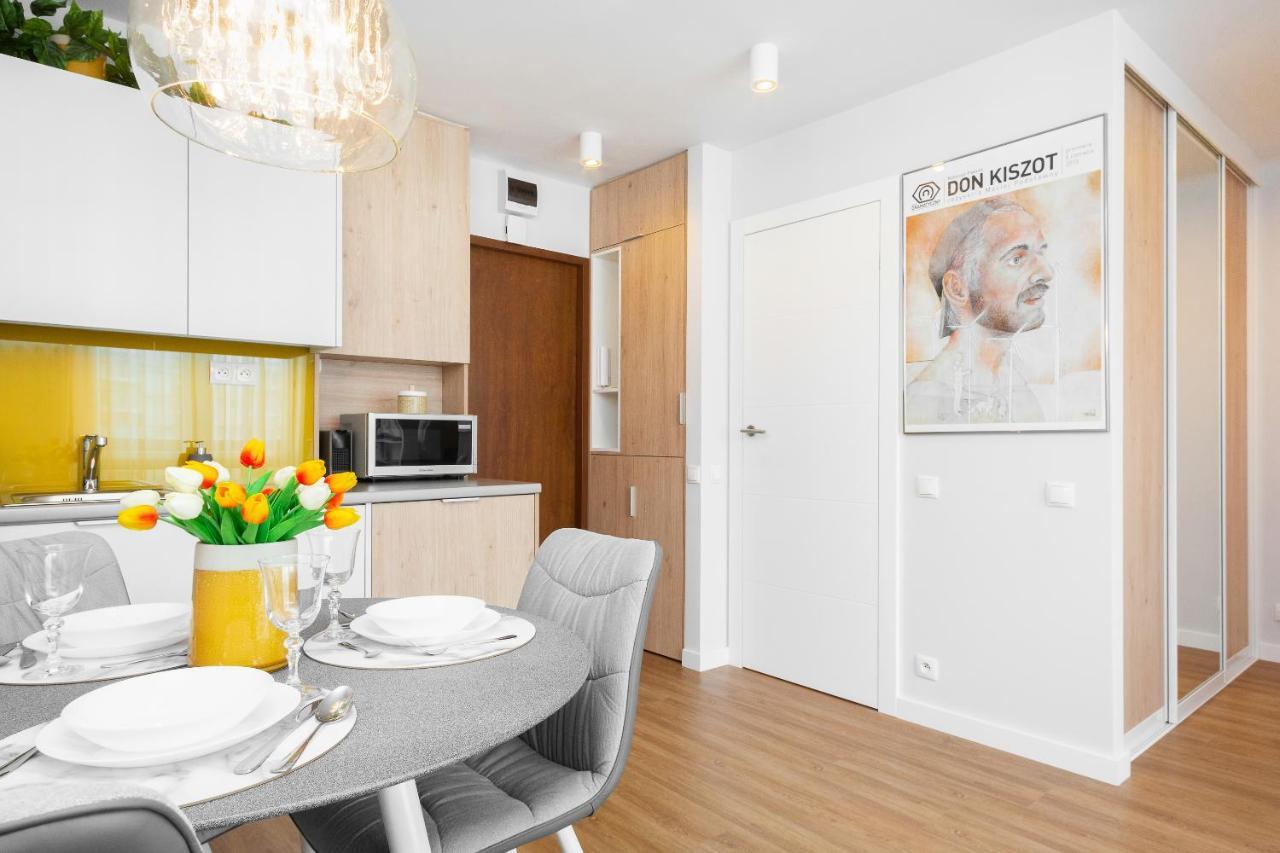 Center By Renters * Warsaw