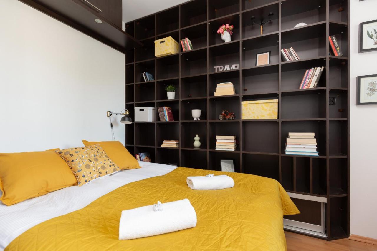 Apartament Cozy With Balcony By Renters *