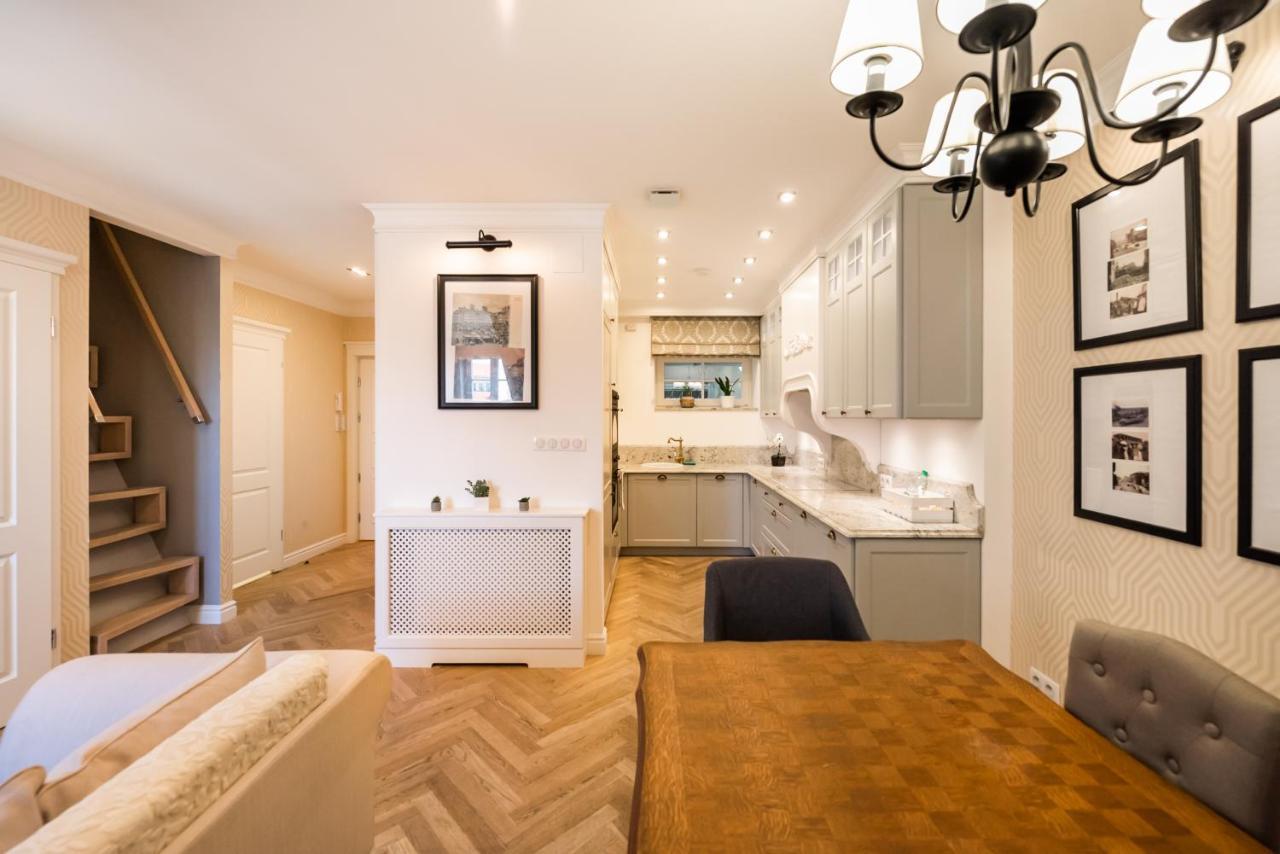 Apartment Lovely In The Heart Of Warsaw