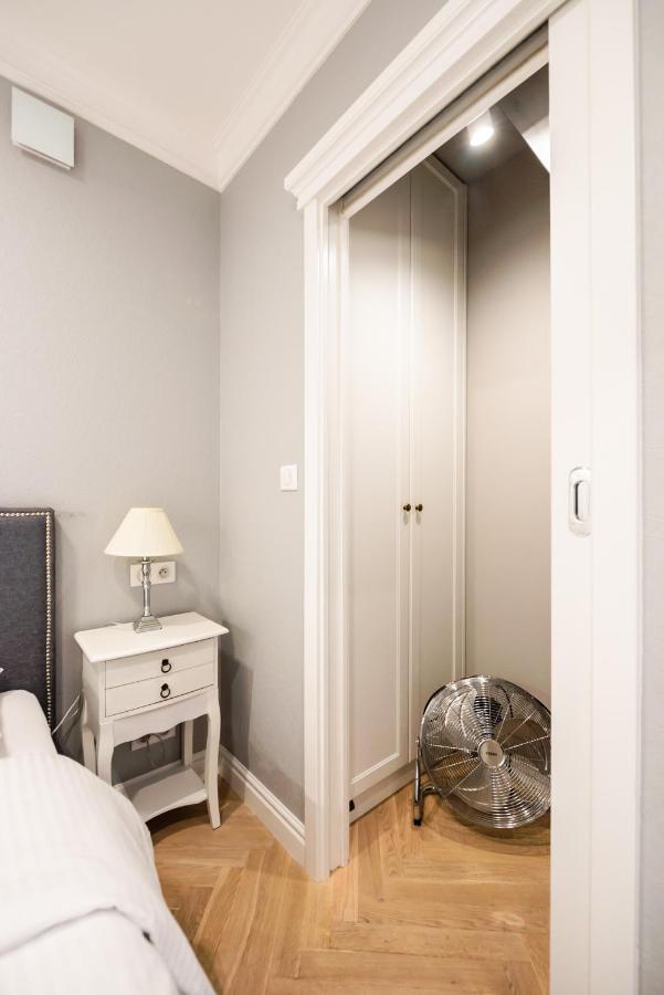Lovely In The Heart Of Apartment