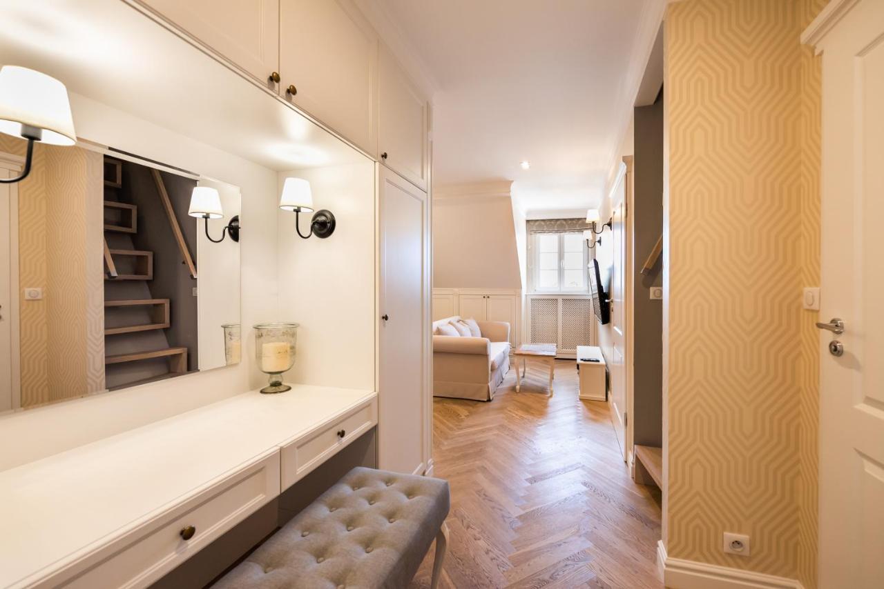 Apartment Lovely In The Heart Of Warsaw