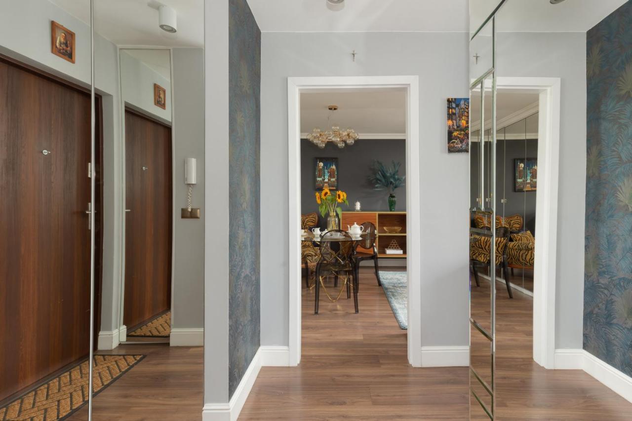 Aleje Ujazdowskie 8 By Renters Apartment