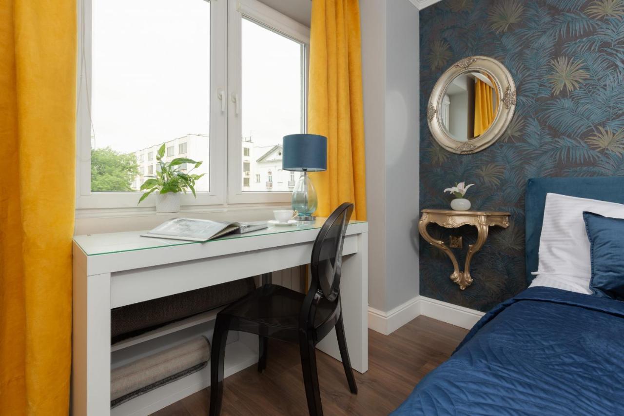 Aleje Ujazdowskie 8 By Renters Apartment