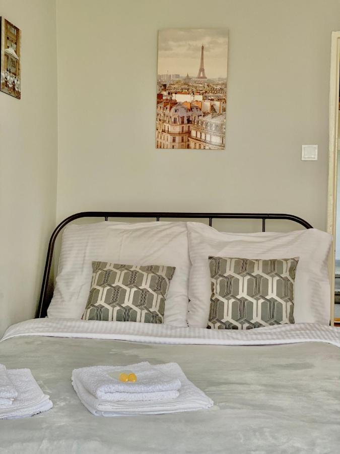 Uroczy Apartament Typu Studio - Centrum