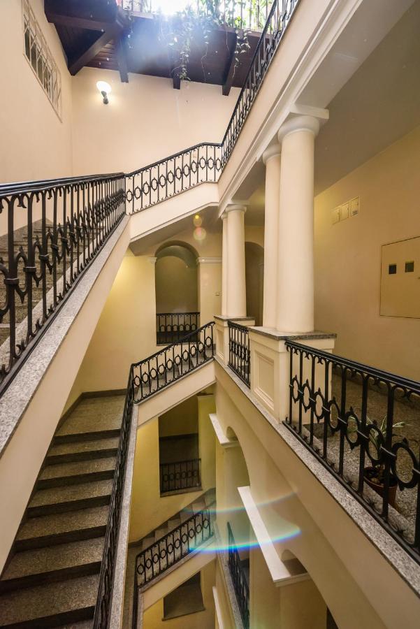 Apartment Lovely In The Heart Of Warsaw