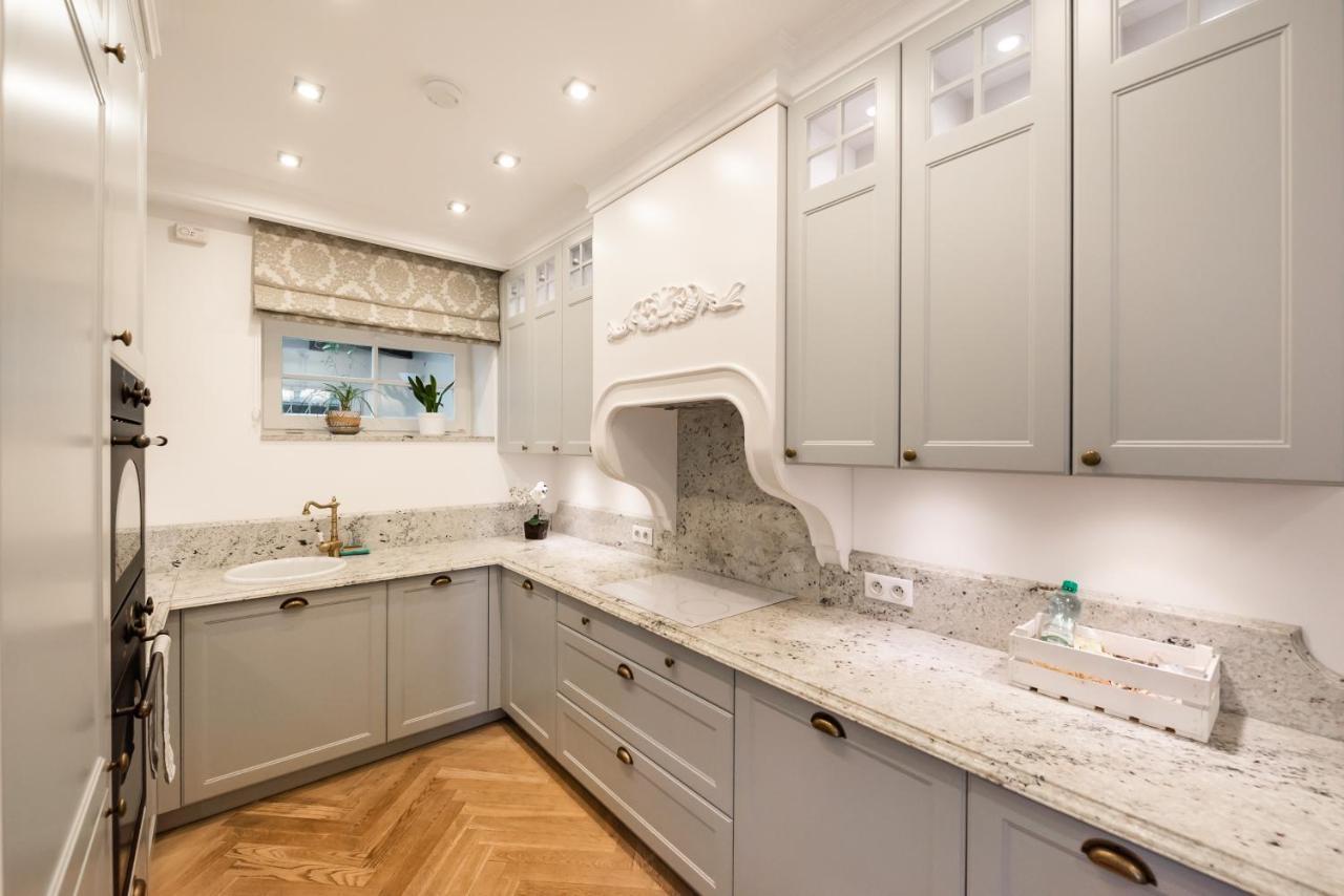 Lovely In The Heart Of Apartment