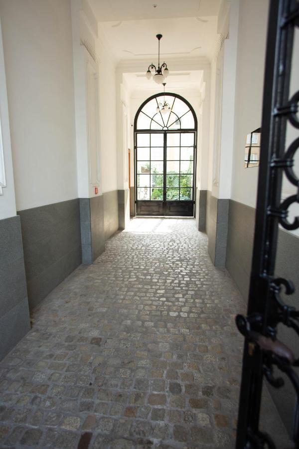 Center - Golden - Dobr11a * Warsaw