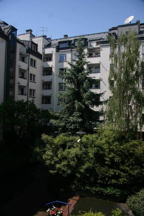 Oomph 3-bedroom Flat Warsaw