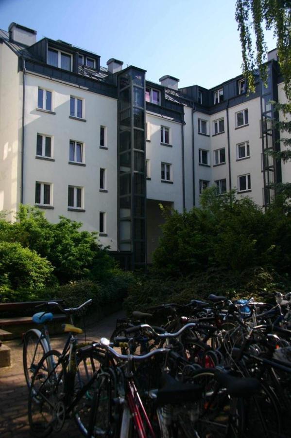 Apartment Oomph 3-bedroom Flat *