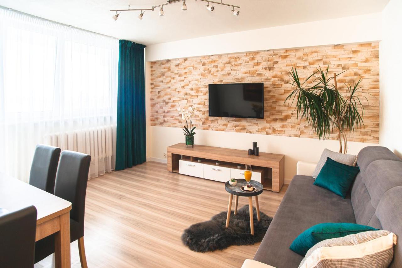 Panorama Apartment *