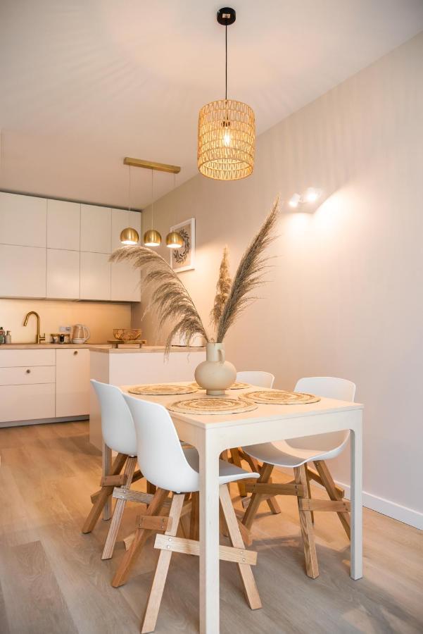 Apartment Wola Cosy Beige *