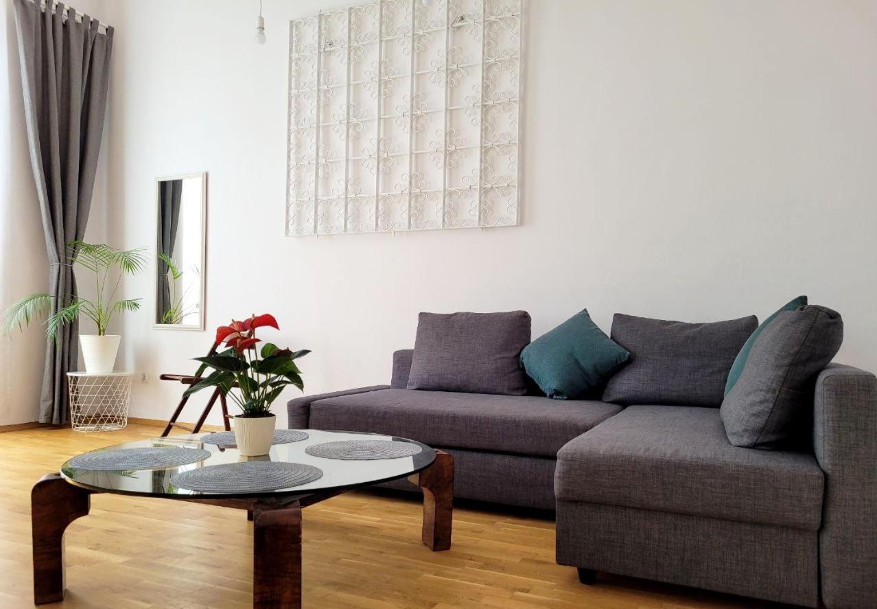 Apartment Przytulne W Centrum Warszawy Lok 2 *