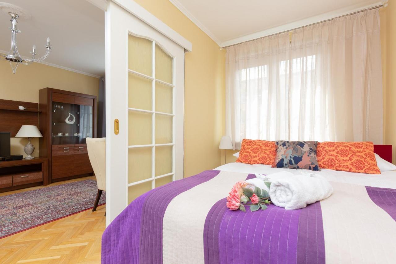 Miodowa Krasinski Garden By Renters * Warschau