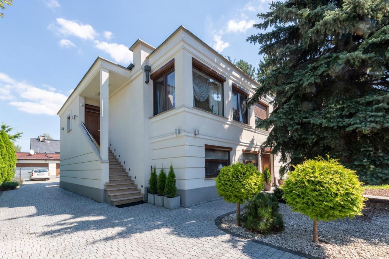 Wilanow Guest house Warsaw
