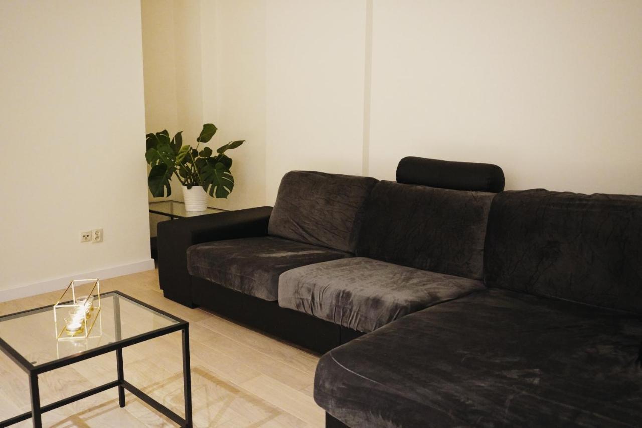 Apartment Apartament Centrum Kamienica! Nowy! Wi-fi, Smart Tv *